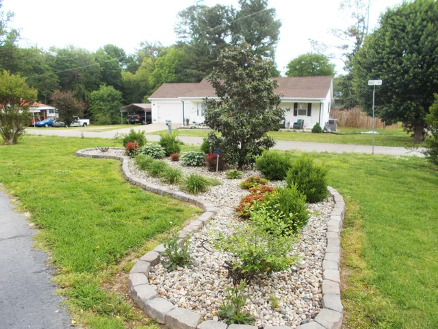 $299,500 | 116 North Church Avenue, Camden, TN 38320