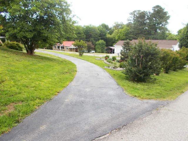 $299,500 | 116 North Church Avenue, Camden, TN 38320