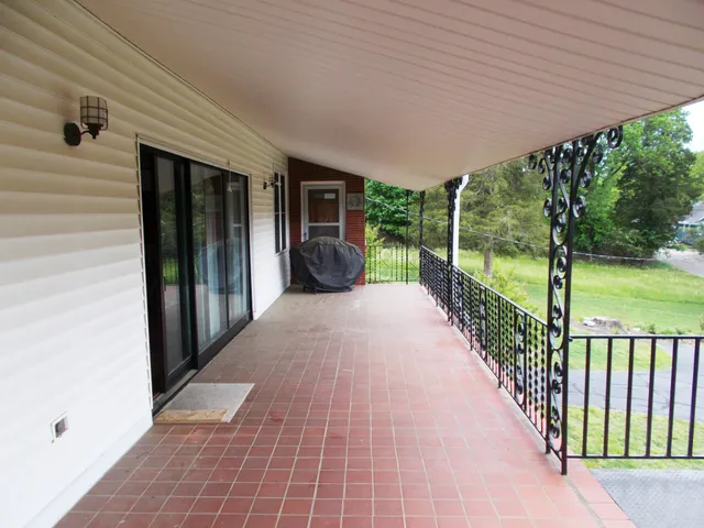 $299,500 | 116 North Church Avenue, Camden, TN 38320