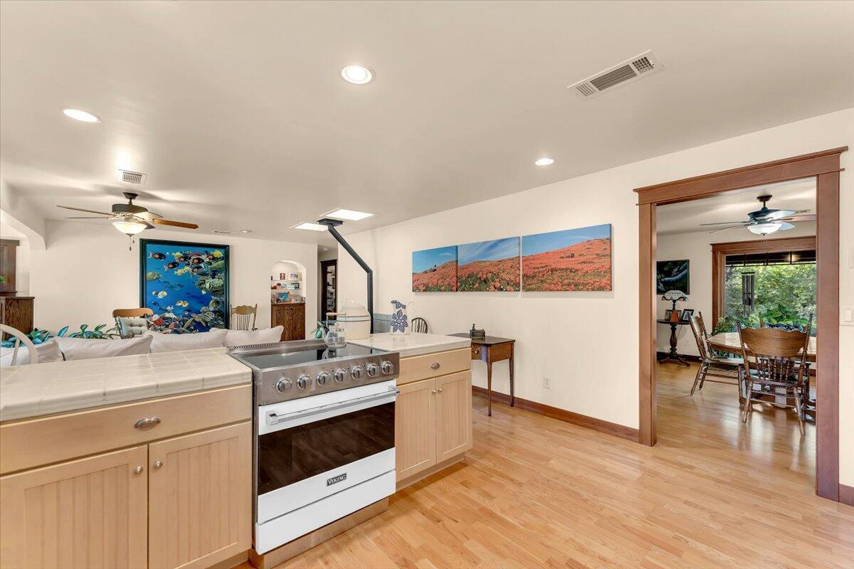 21880 Oak Meadow Road Palo Cedro, CA 96073 - Photo 11 of 79 Custom kitchen