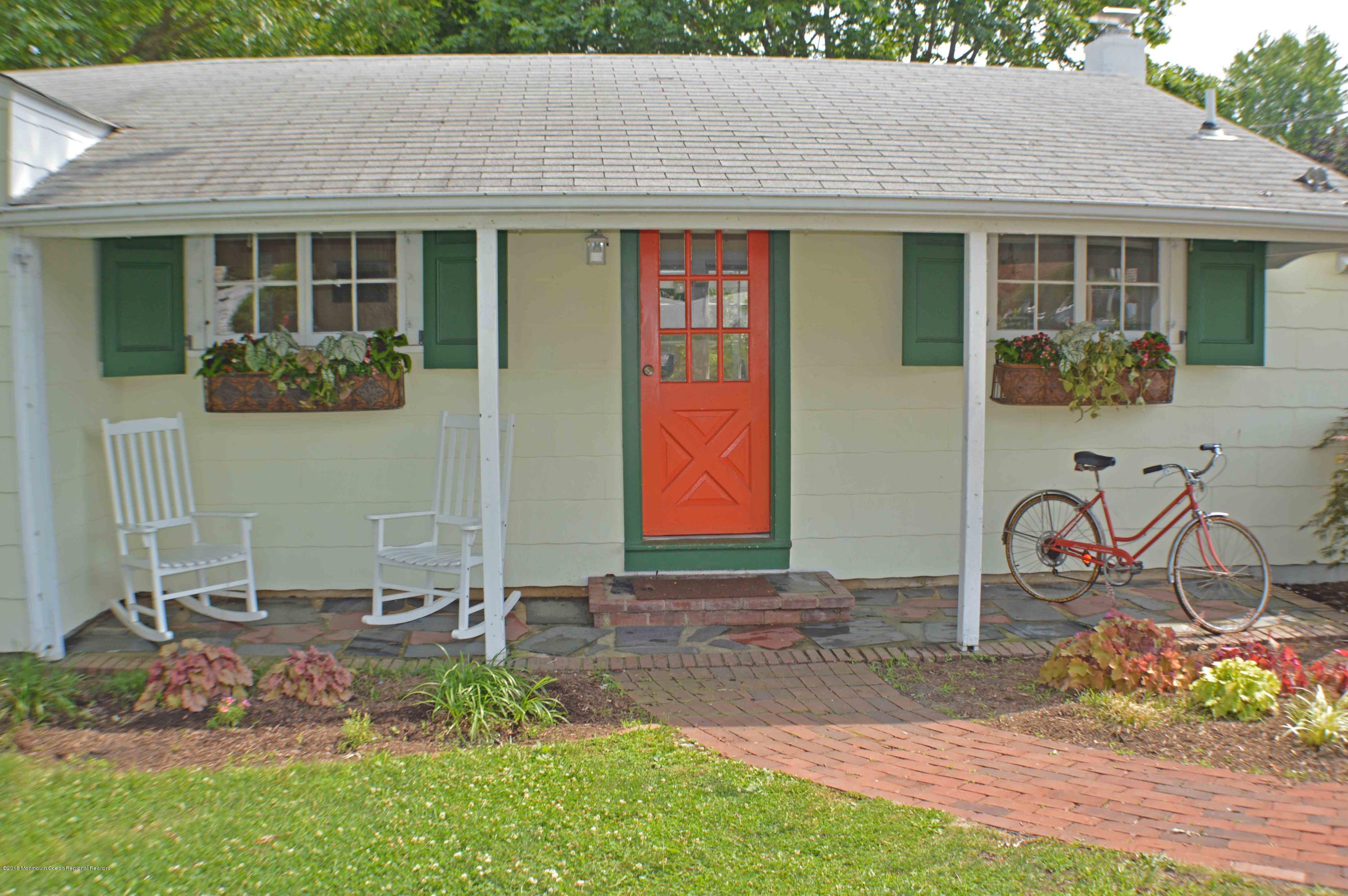 1103 Narrumson Road Manasquan, NJ 08736 - Photo 4 of 22 DSC_1038