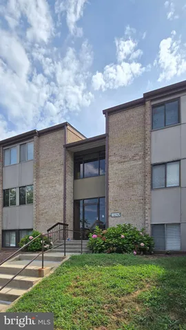 $223,000 | 18905 Smoothstone Way, Unit I3, Gaithersburg, MD 20886