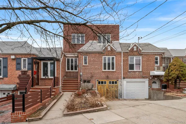 $1,199,998 | 58-12 77th Place | Maspeth
