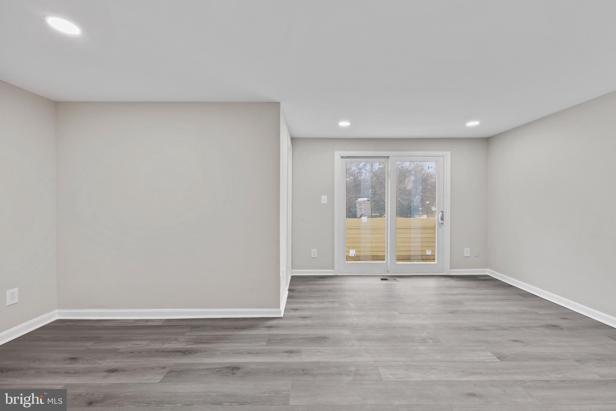 8705 Ferrysburg Way Gaithersburg, MD 20886 - Photo 19 of 38 Master bedroom patio door