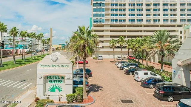 $199,000 | 2700 North Atlantic Avenue, Unit 342, Daytona Beach, FL 32118