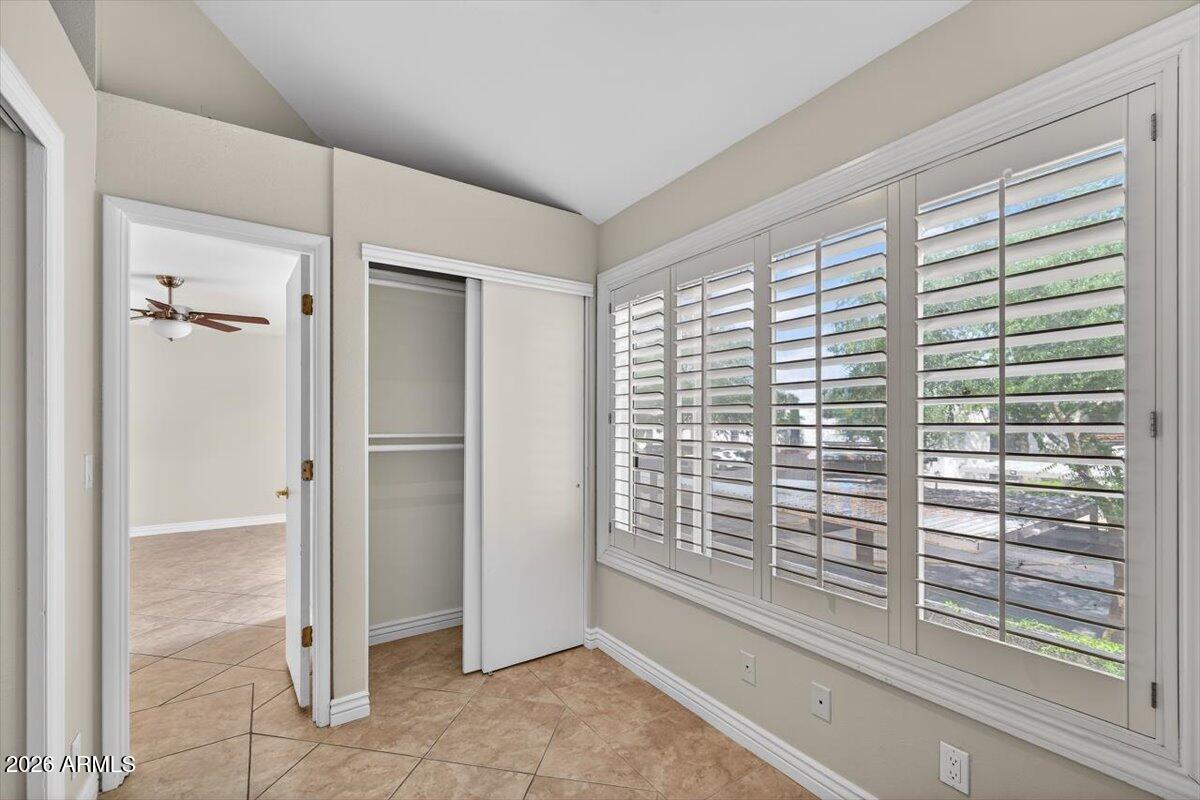5750 North 10th Street, Unit 5 Phoenix, AZ 85014 - Photo 17 of 39 35-A746872