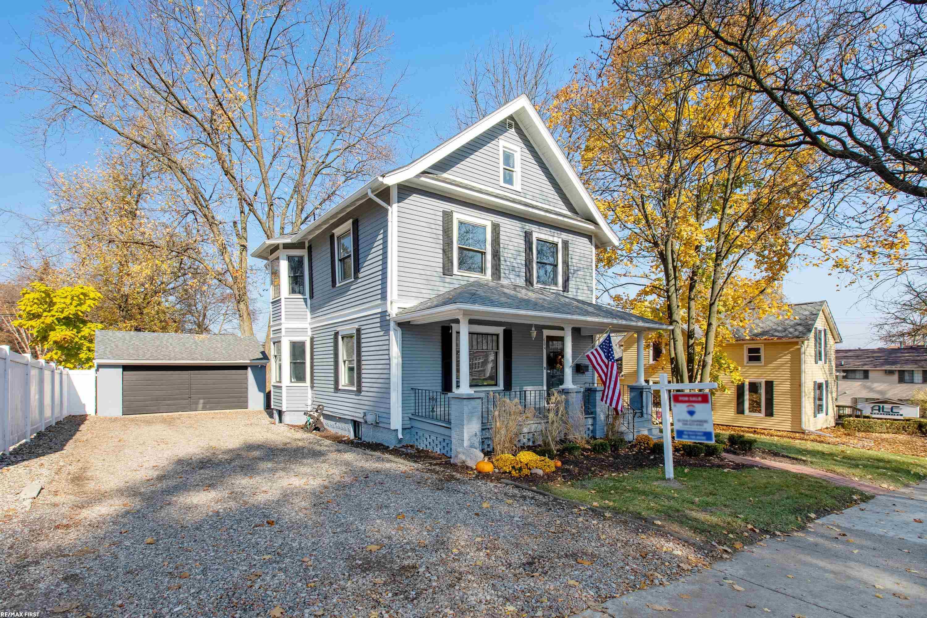 604 West University Drive Rochester, MI 48307 - Photo 2 of 37