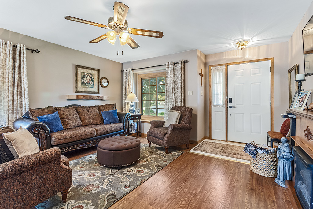 16344 Fieldstone Place Lockport, IL 60441 - Photo 3 of 16