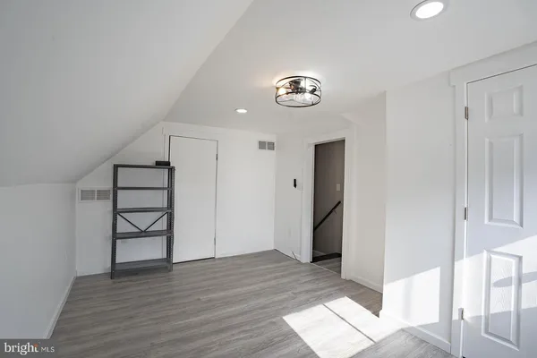 $400,000 | 42 Hollyhock Lane, Levittown, PA 19055
