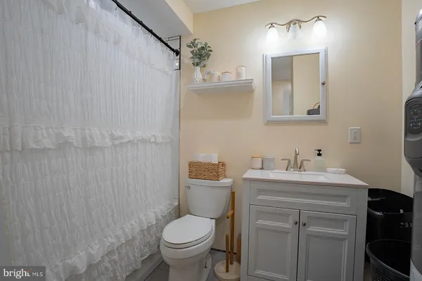 $400,000 | 42 Hollyhock Lane, Levittown, PA 19055