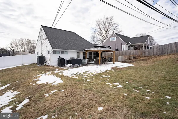 $400,000 | 42 Hollyhock Lane, Levittown, PA 19055