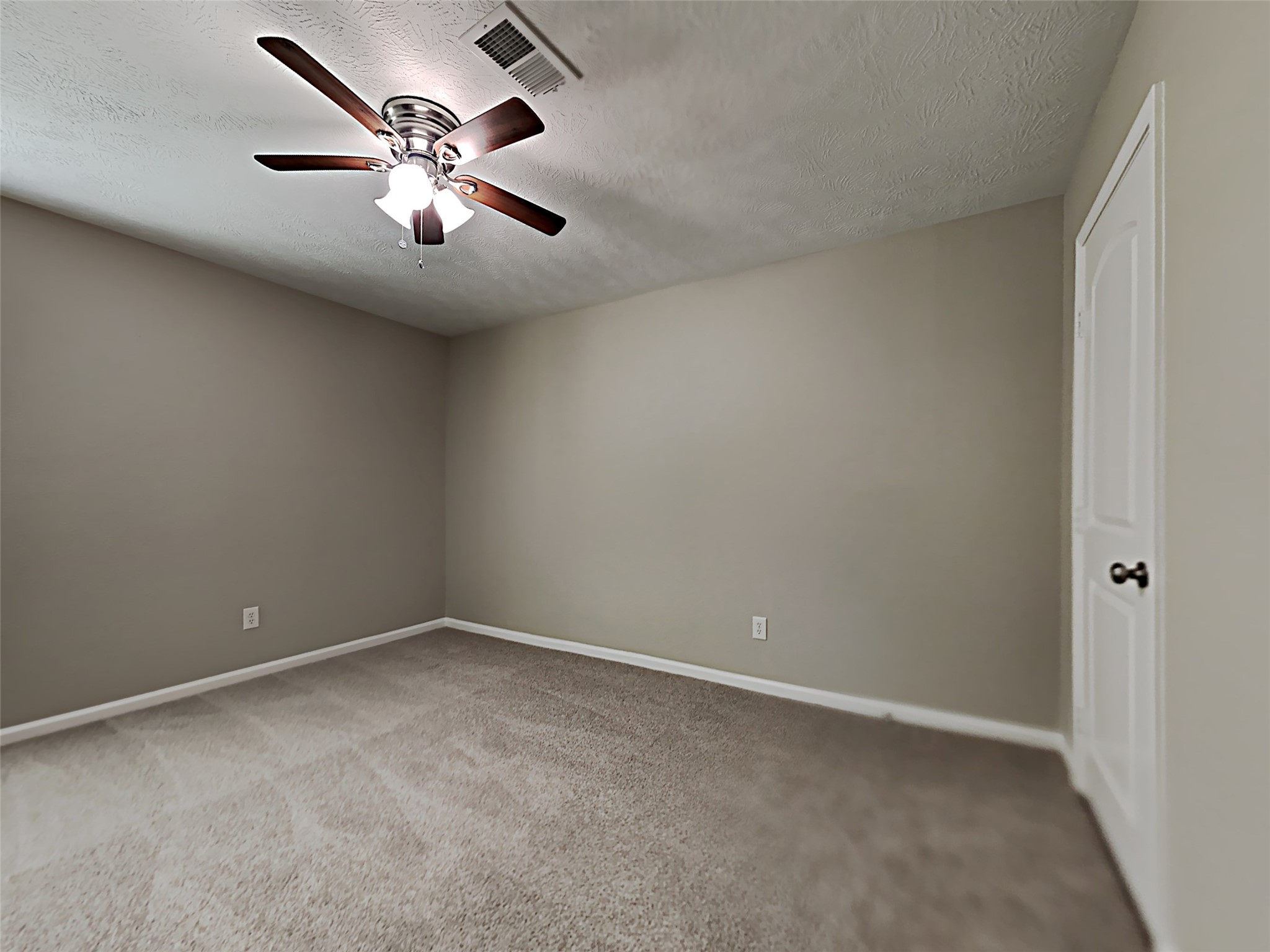 41 Kittiwake Court Spring, TX 77380 - Photo 7 of 18