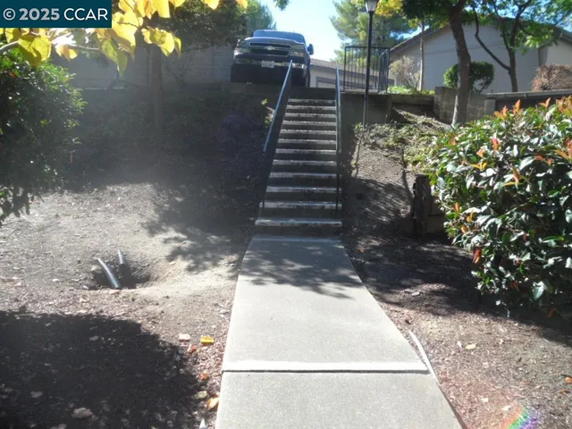 $429,000 | 1405 Hull Lane, Martinez, CA 94553