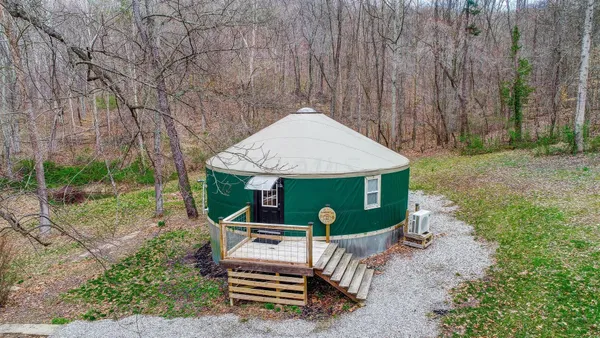 $259,900 | 26702 East Fork Road, Londonderry, OH 45647