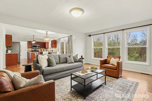 $570,000 | 2511 Black Horse Dr N East, Grand Rapids, MI 49505