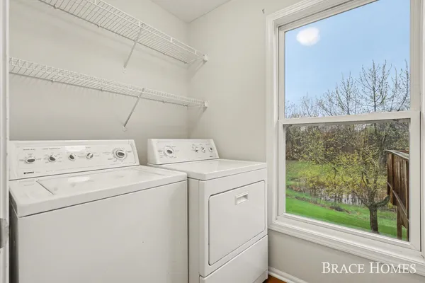$570,000 | 2511 Black Horse Dr N East, Grand Rapids, MI 49505