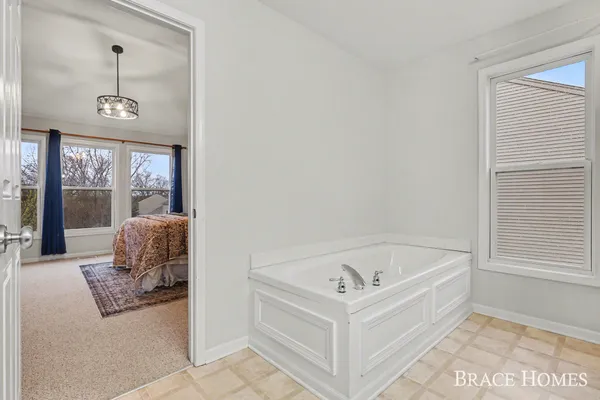$570,000 | 2511 Black Horse Dr N East, Grand Rapids, MI 49505