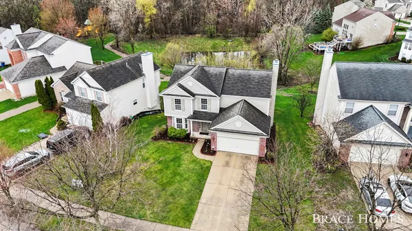 $570,000 | 2511 Black Horse Dr N East, Grand Rapids, MI 49505