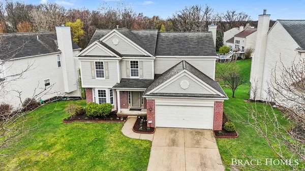 $570,000 | 2511 Black Horse Dr N East, Grand Rapids, MI 49505