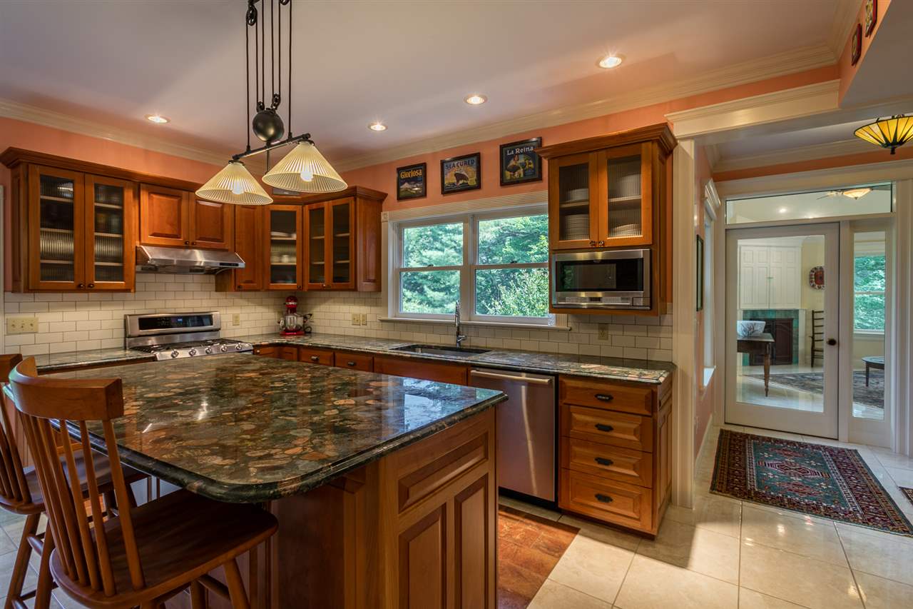 7 Barrett Road Hanover, NH 03755 - Photo 11 of 37 Gallery Image 11