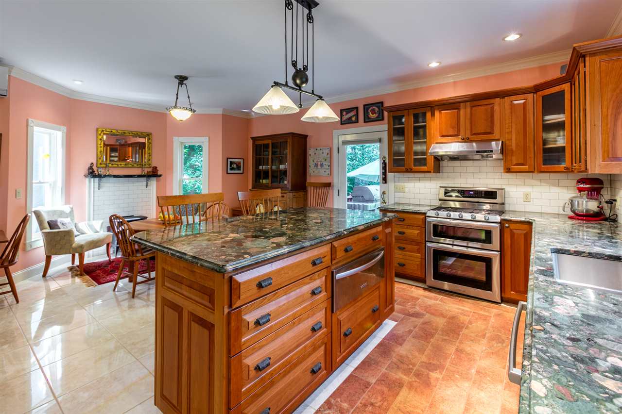7 Barrett Road Hanover, NH 03755 - Photo 9 of 37 Gallery Image 9