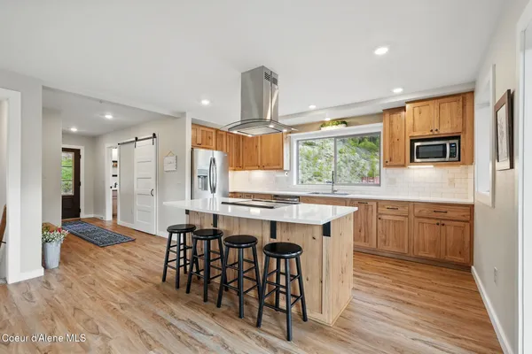 $950,000 | 204 Courtlen Court, Priest Lake, ID 83856