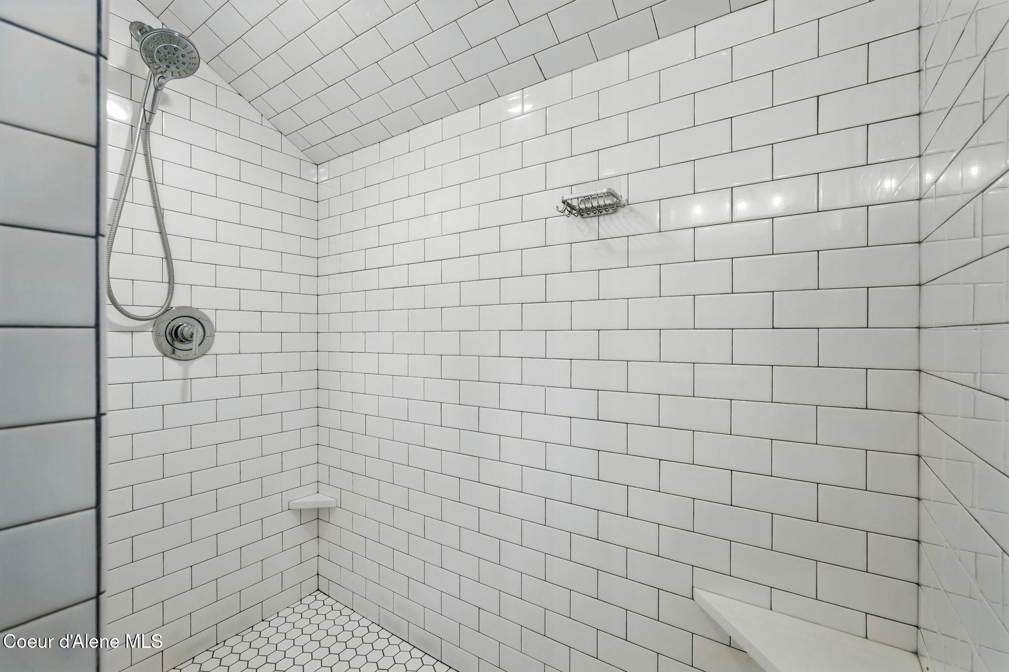 204 Courtlen Court Priest Lake, ID 83856 - Photo 41 of 82 40_KEYFRAMES_MEDIA_05145 (69)