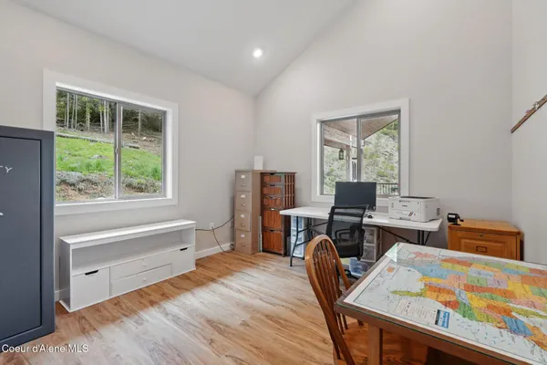 $950,000 | 204 Courtlen Court, Priest Lake, ID 83856