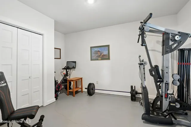 $950,000 | 204 Courtlen Court, Priest Lake, ID 83856