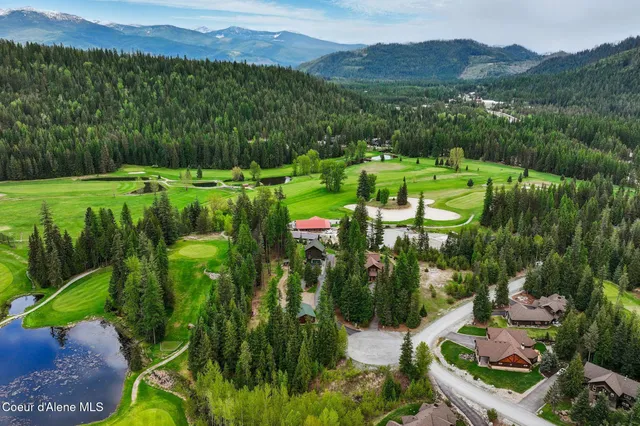 $950,000 | 204 Courtlen Court, Priest Lake, ID 83856