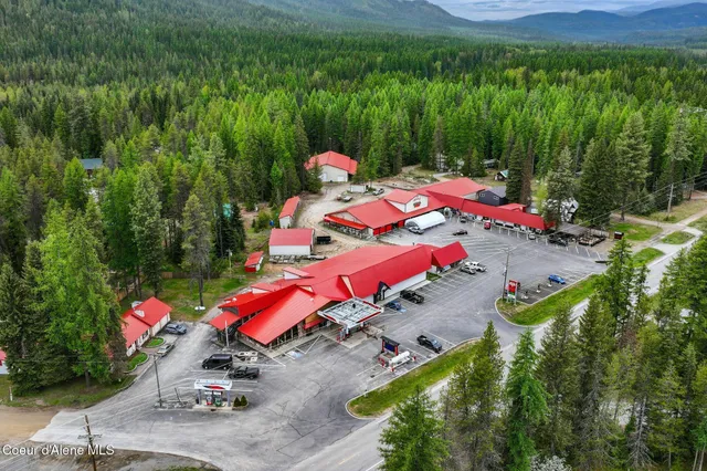 $950,000 | 204 Courtlen Court, Priest Lake, ID 83856