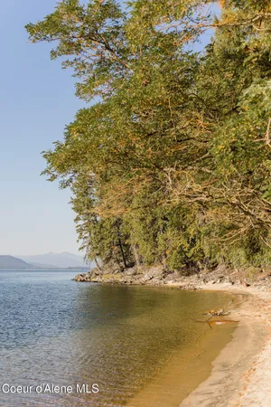 $950,000 | 204 Courtlen Court, Priest Lake, ID 83856