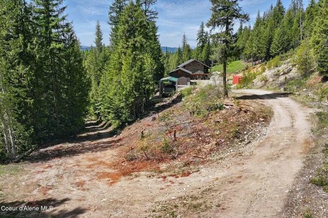 $950,000 | 204 Courtlen Court, Priest Lake, ID 83856