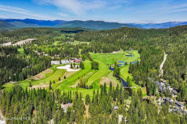 $950,000 | 204 Courtlen Court, Priest Lake, ID 83856