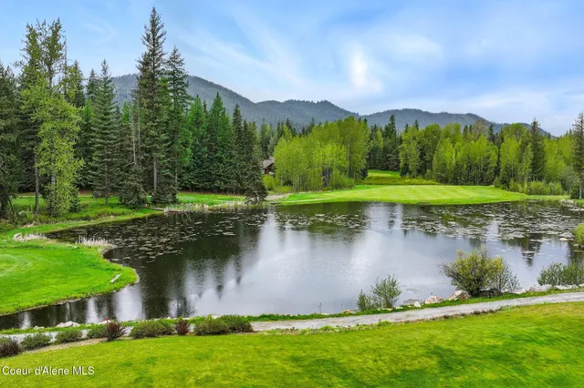 $950,000 | 204 Courtlen Court, Priest Lake, ID 83856