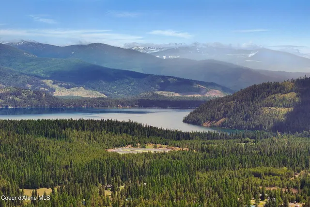 $950,000 | 204 Courtlen Court, Priest Lake, ID 83856