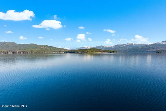 $950,000 | 204 Courtlen Court, Priest Lake, ID 83856