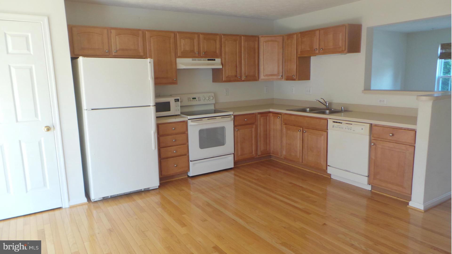 2654 Rainy Spring Court Odenton, MD 21113 - Photo 3 of 21 Kitchen