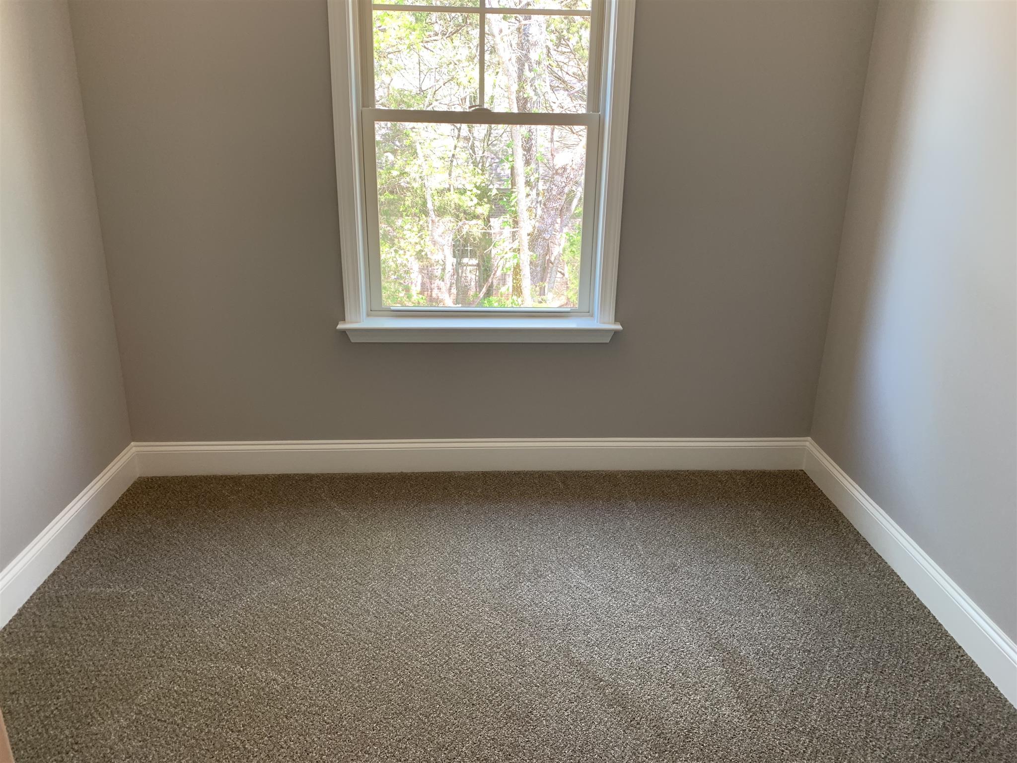9993 McKee Road Lascassas, TN 37085 - Photo 26 of 30 Small room off of the bonus. Great for an office or playroom.