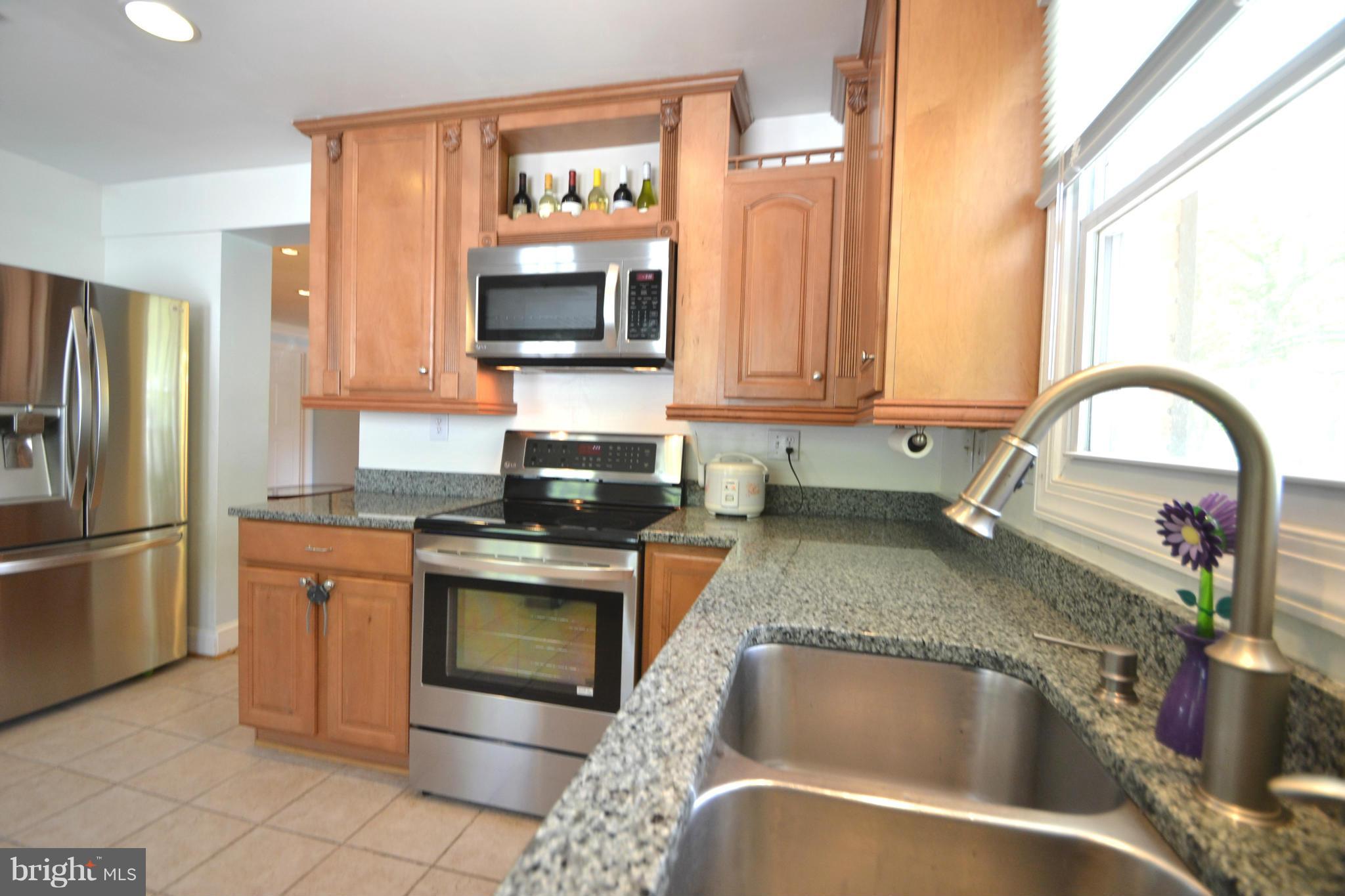 5234 Forman Court Springfield, VA 22151 - Photo 12 of 30 Kitchen