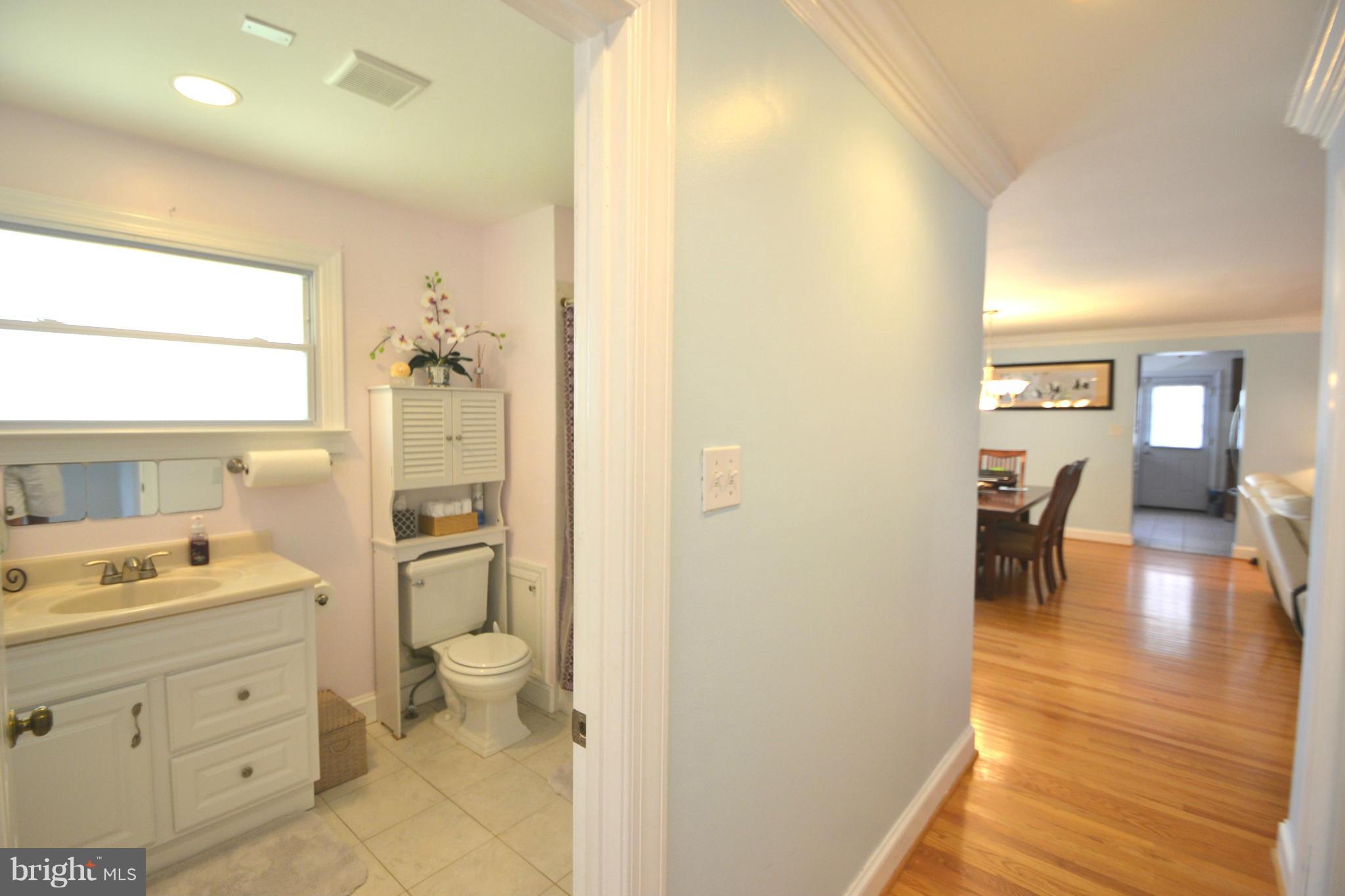 5234 Forman Court Springfield, VA 22151 - Photo 21 of 30 Bath