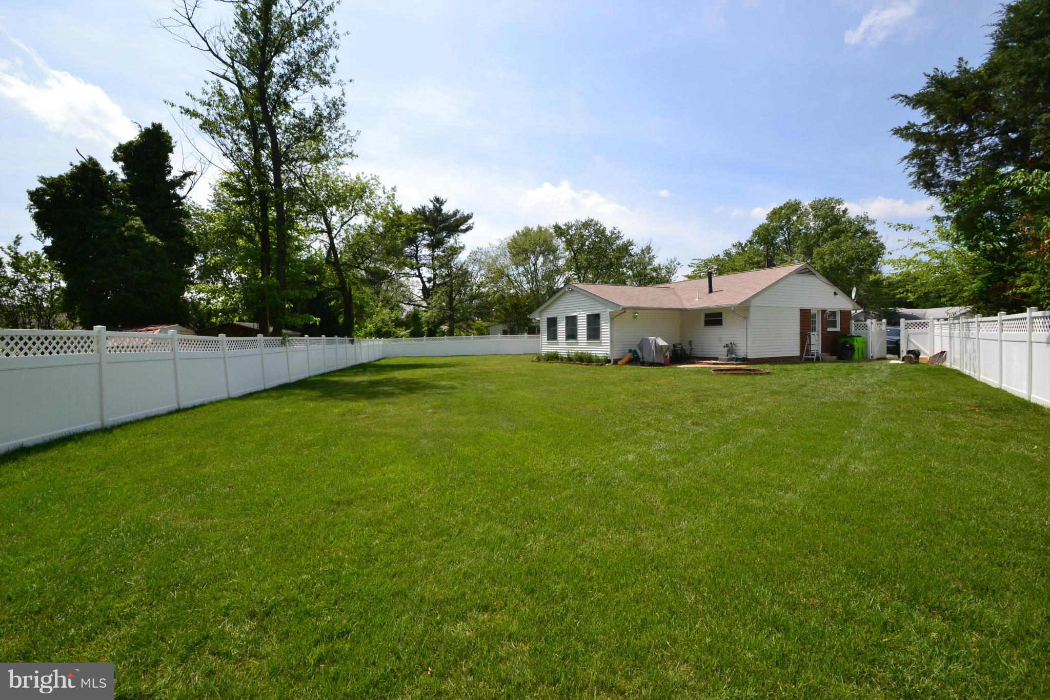 5234 Forman Court Springfield, VA 22151 - Photo 29 of 30 Exterior (Rear)