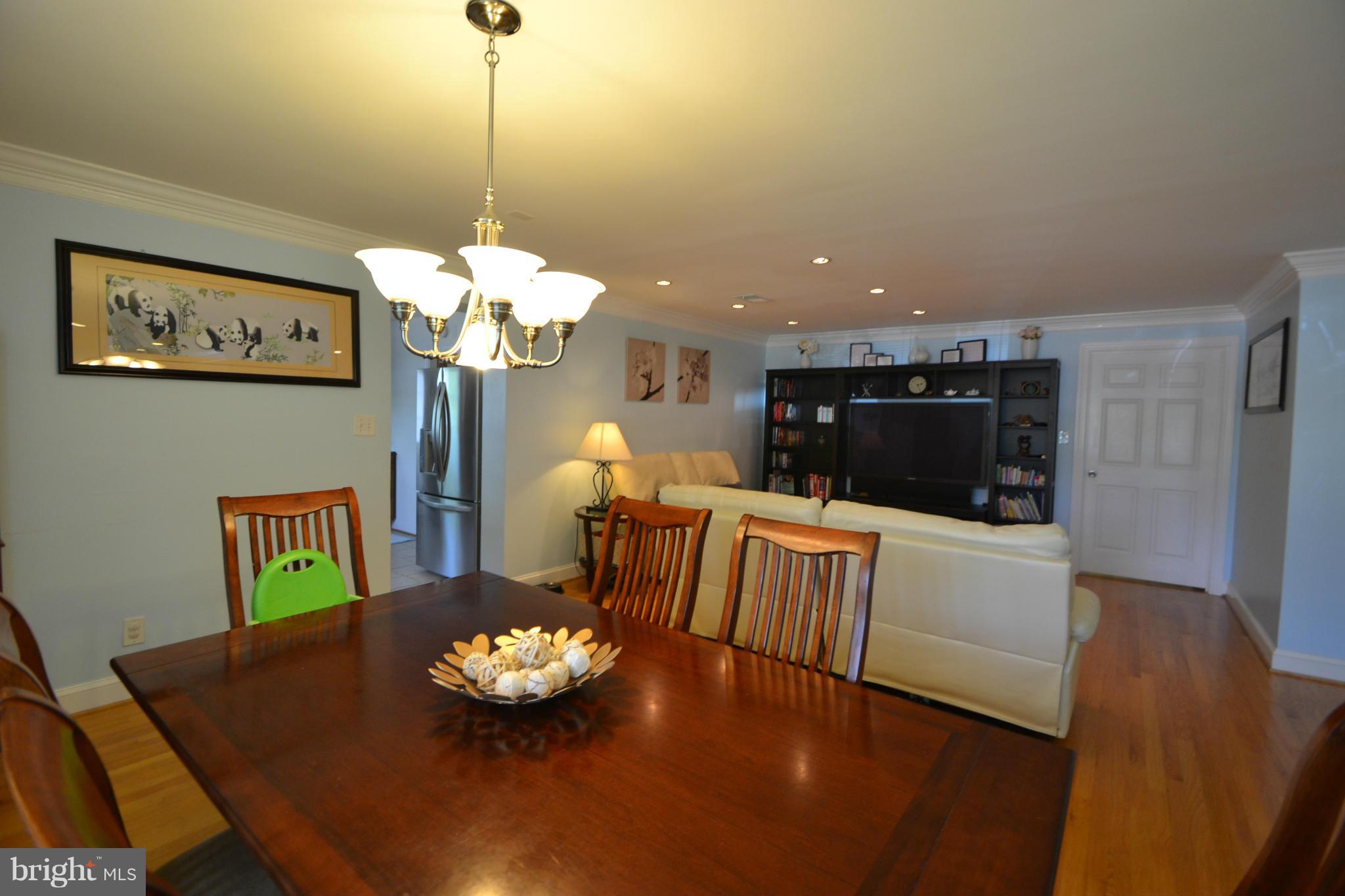 5234 Forman Court Springfield, VA 22151 - Photo 5 of 30 Dining Room