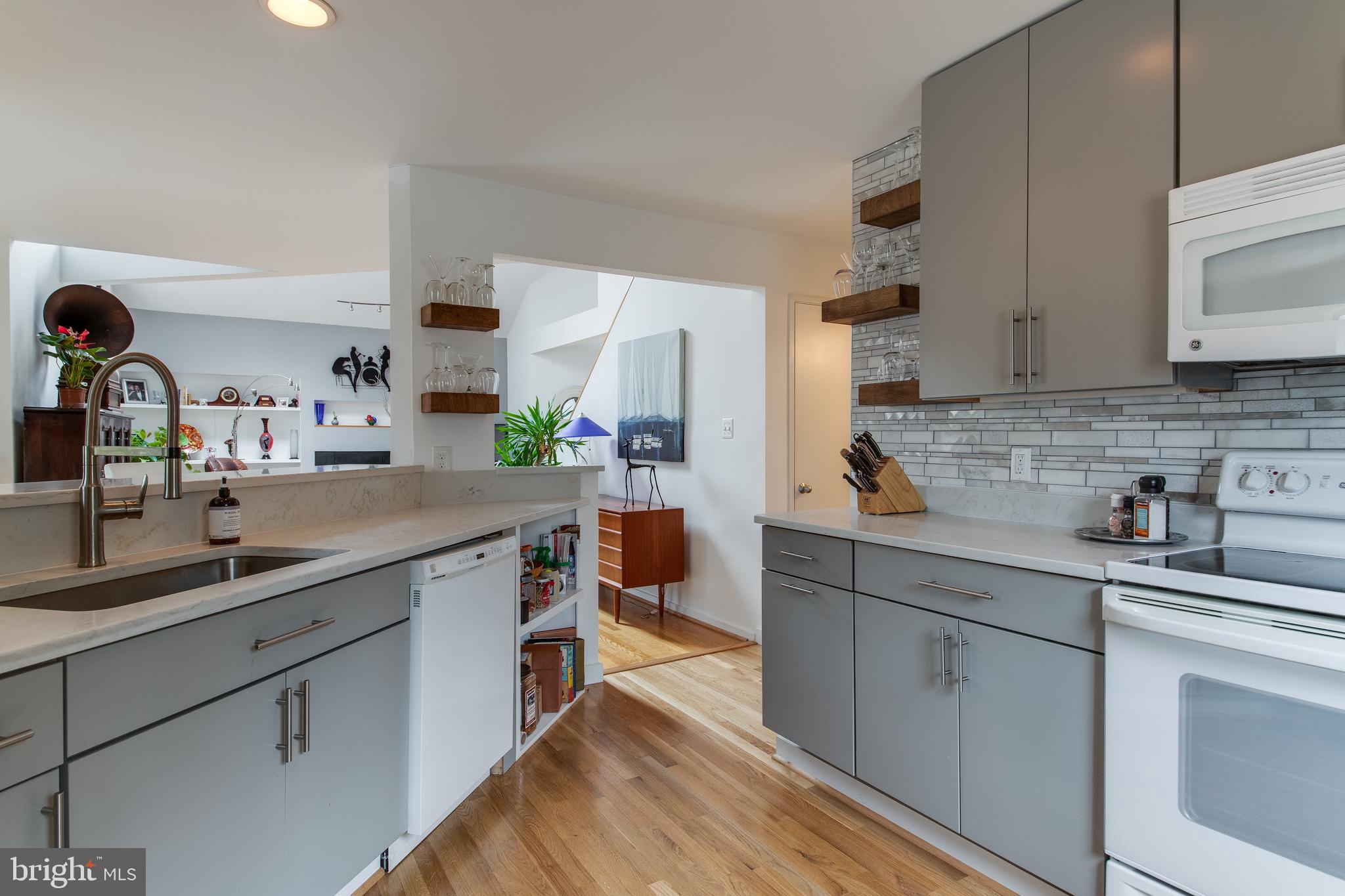 11605 Brandon Hill Way Reston, VA 20194 - Photo 18 of 30