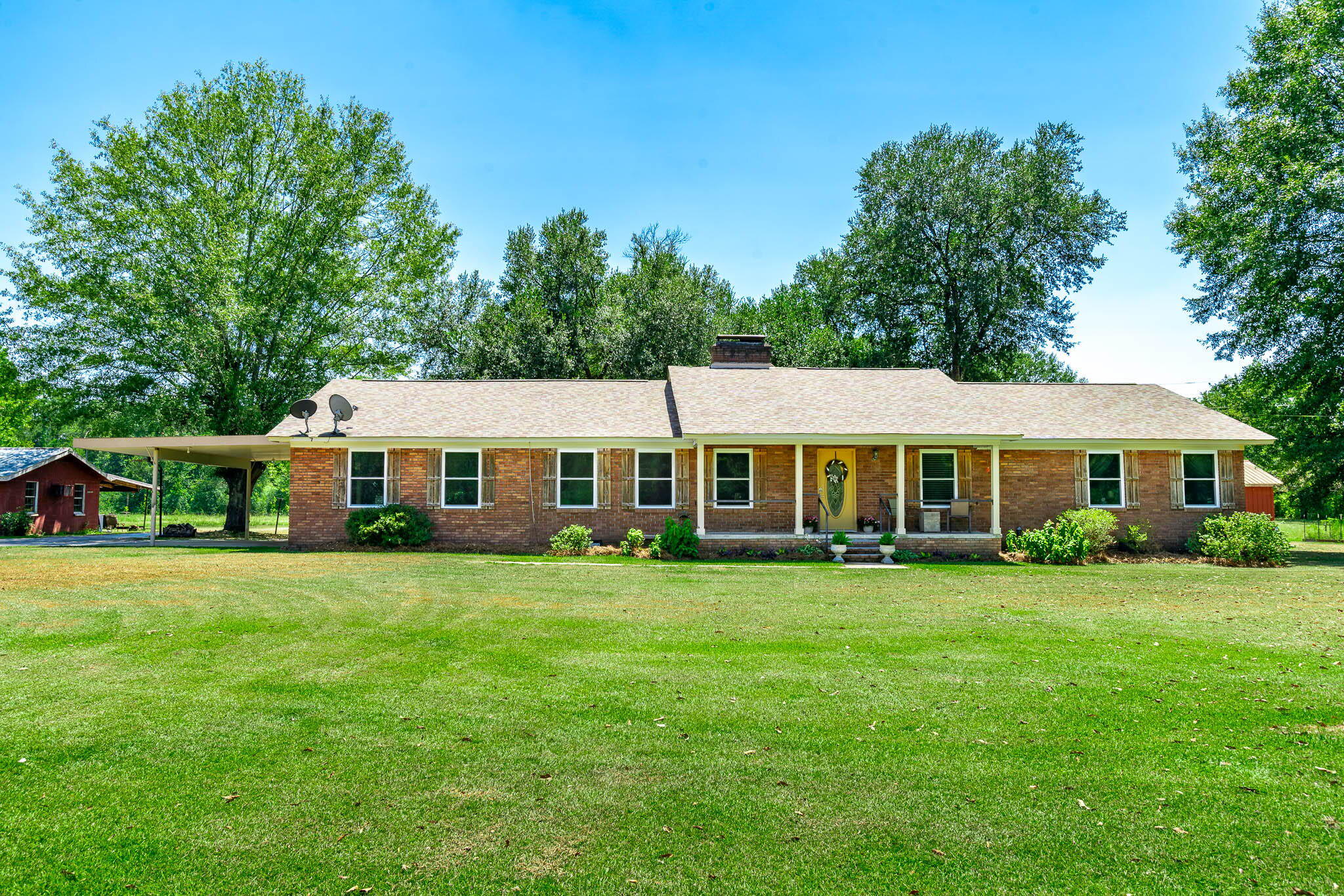 233 J D Broome Road Sumrall, MS 39482 - Photo 1 of 1 233 J D Broome Road
