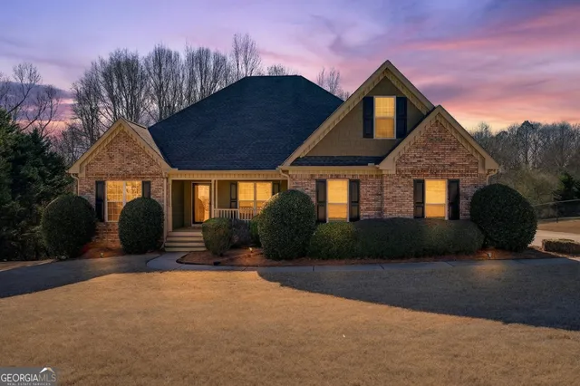 $554,900 | 37 Sealy Place, Pendergrass, GA 30567