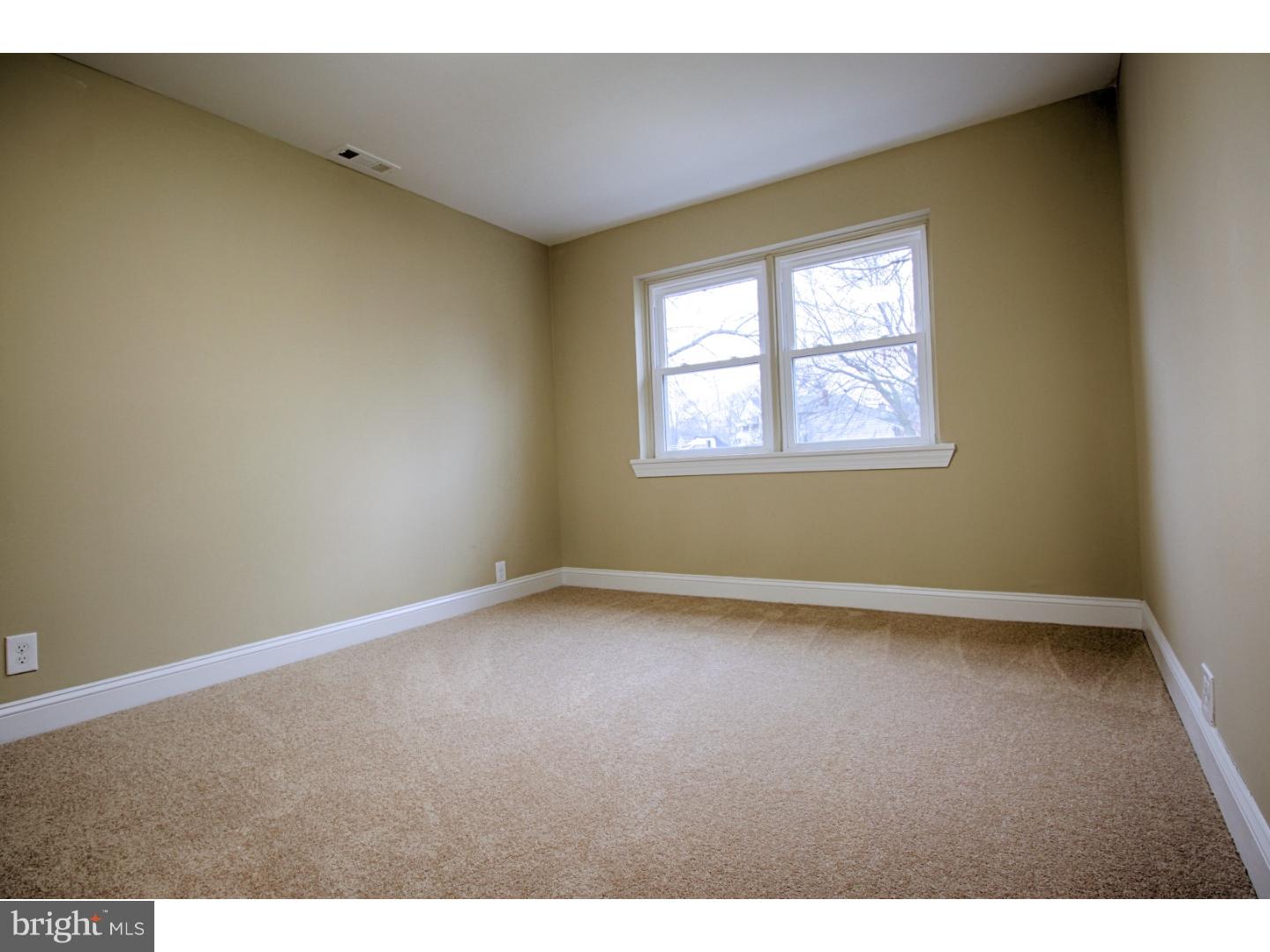 14 Pelham Road South Voorhees, NJ 08043 - Photo 9 of 17 Family Room