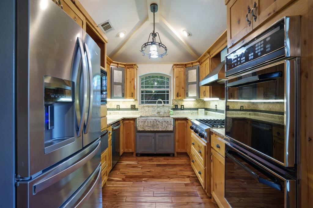 6423 Redpine Road Dallas, TX 75248 - Photo 8 of 40