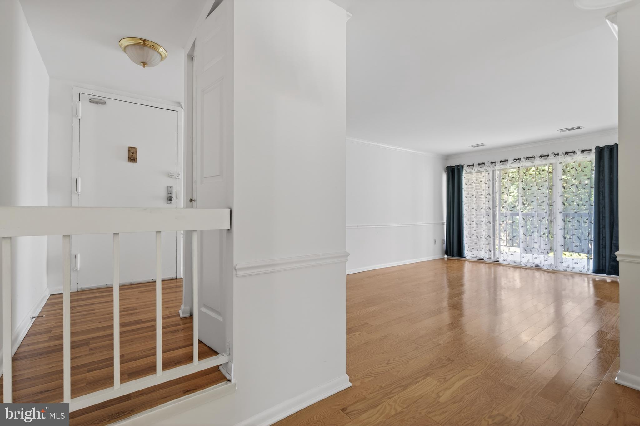 11260 Chestnut Grove Square, Unit 139 Reston, VA 20190 - Photo 4 of 26