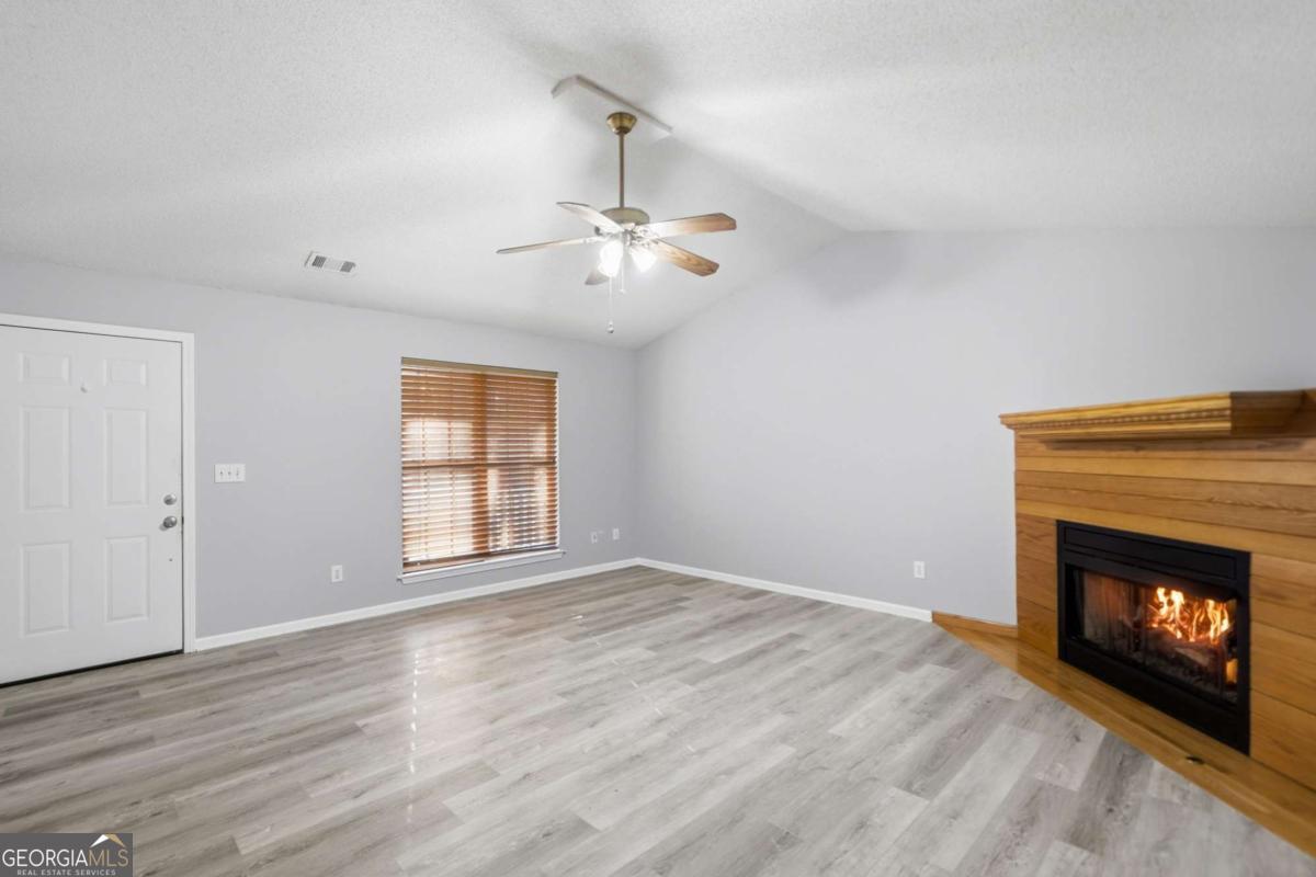 1139 Davis Road West Fairmount, GA 30139 - Photo 4 of 43